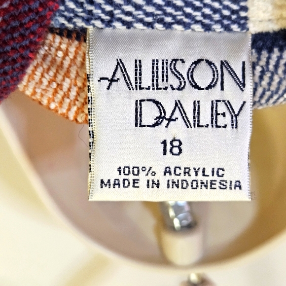 Allison Daley Red/Blue Multi-Color Plaid Sleeveless Vest, Size 18 - Picture 15 of 15